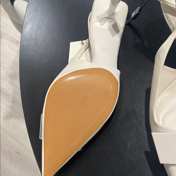 Zara White Slingback Heels with Kitten Heel - Picture 2 of 2